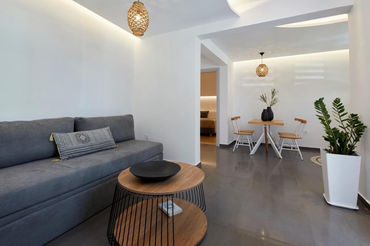Grand-Mere Calliope Fira  Bagian luar foto