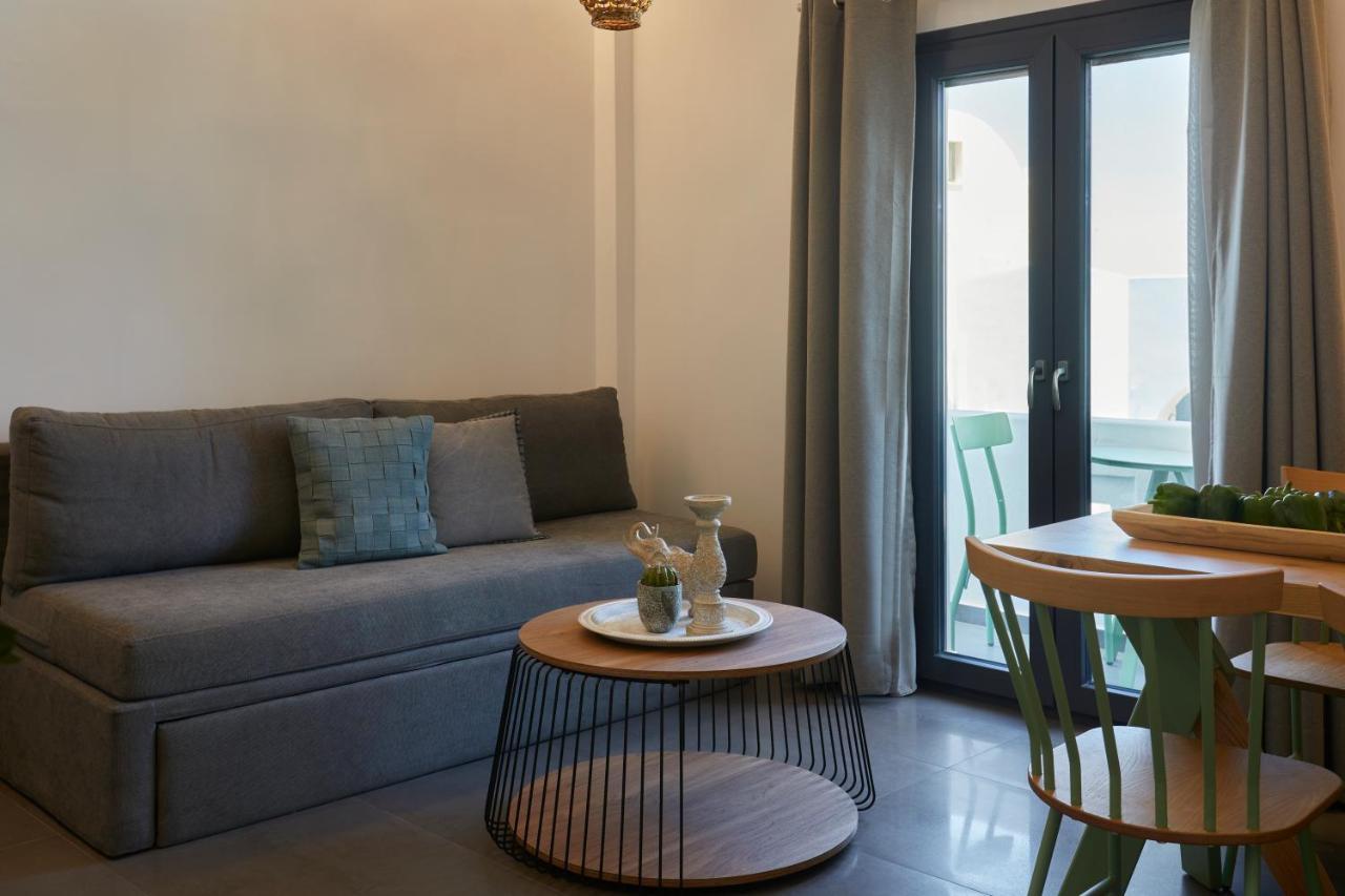 Grand-Mere Calliope Fira  Bagian luar foto